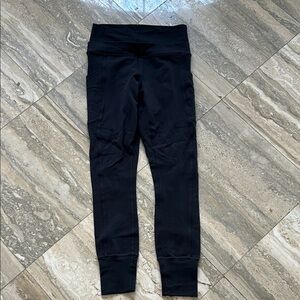 Lululemon Athletica gray Leggings size 4